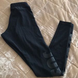 Nike leggings